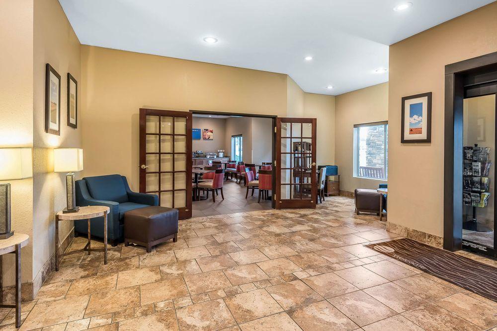 Comfort Inn & Suites Pittsburg Ngoại thất bức ảnh