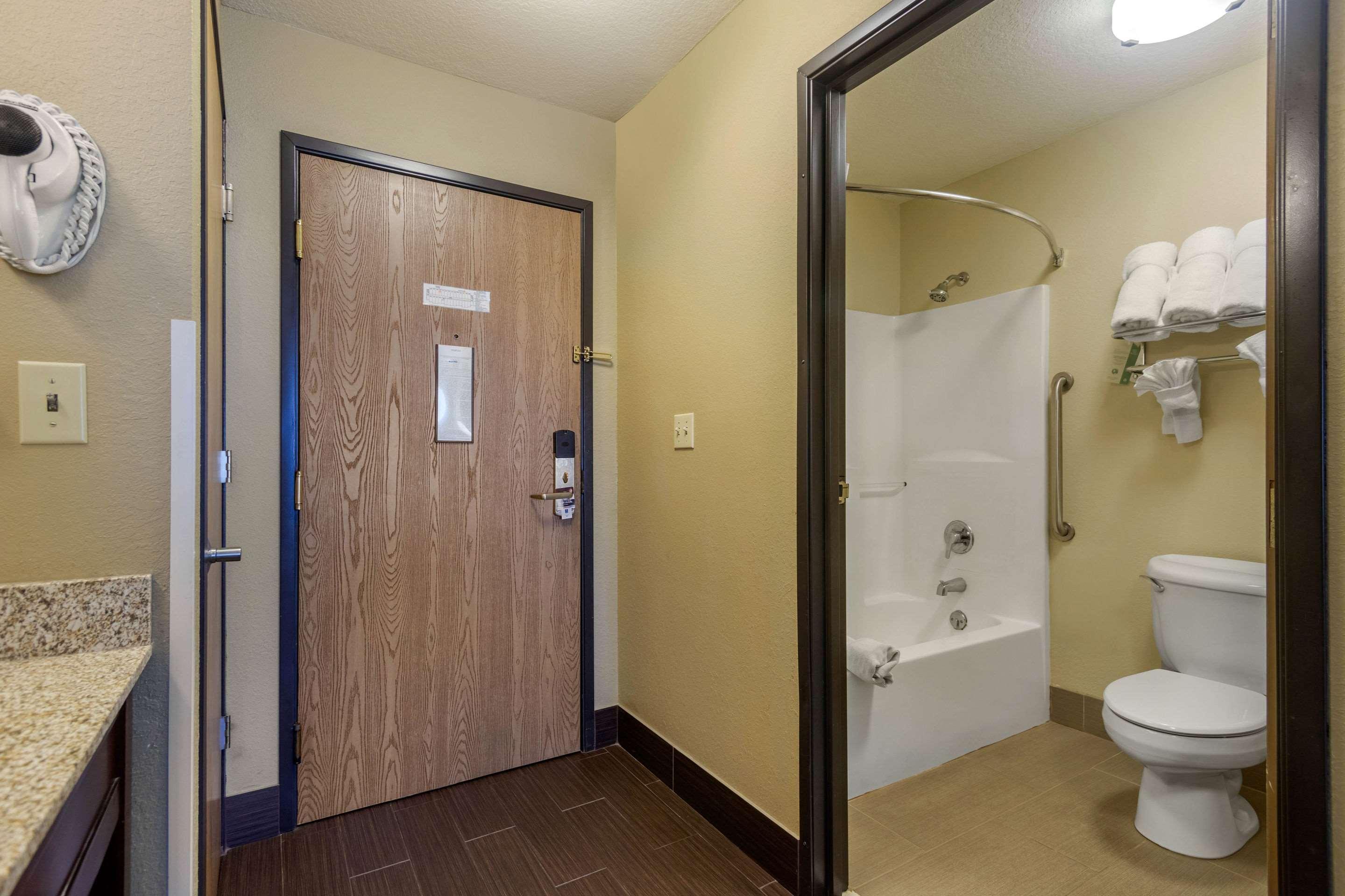 Comfort Inn & Suites Pittsburg Ngoại thất bức ảnh