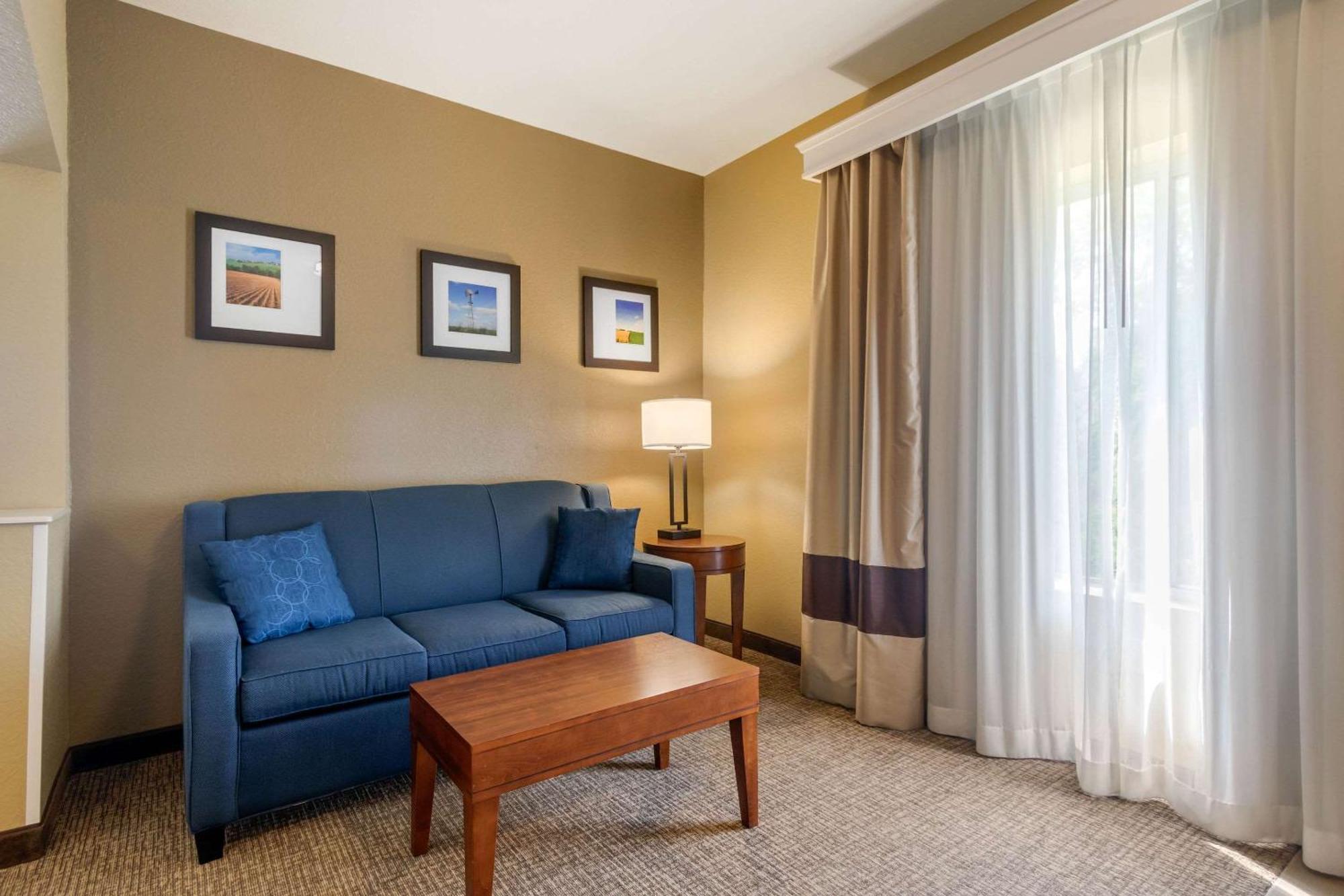 Comfort Inn & Suites Pittsburg Ngoại thất bức ảnh