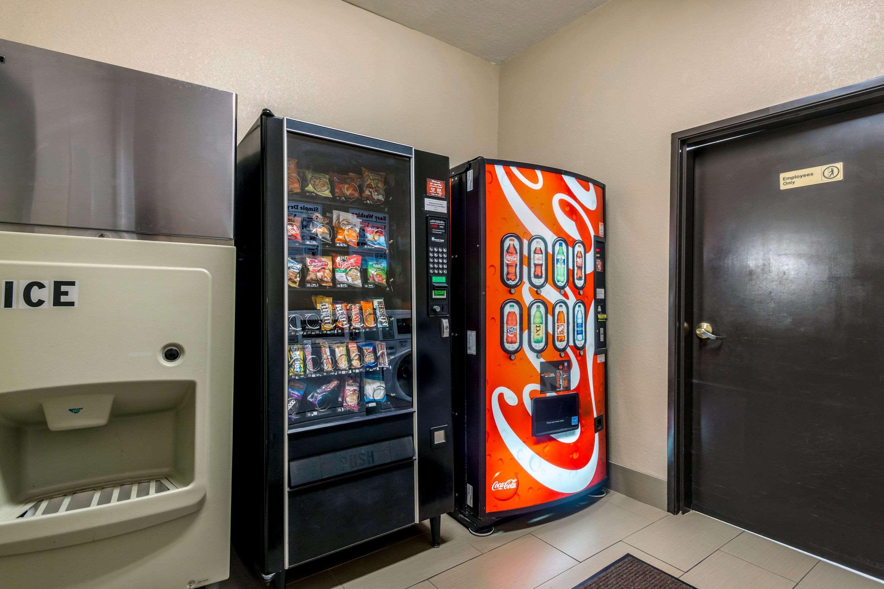 Comfort Inn & Suites Pittsburg Ngoại thất bức ảnh