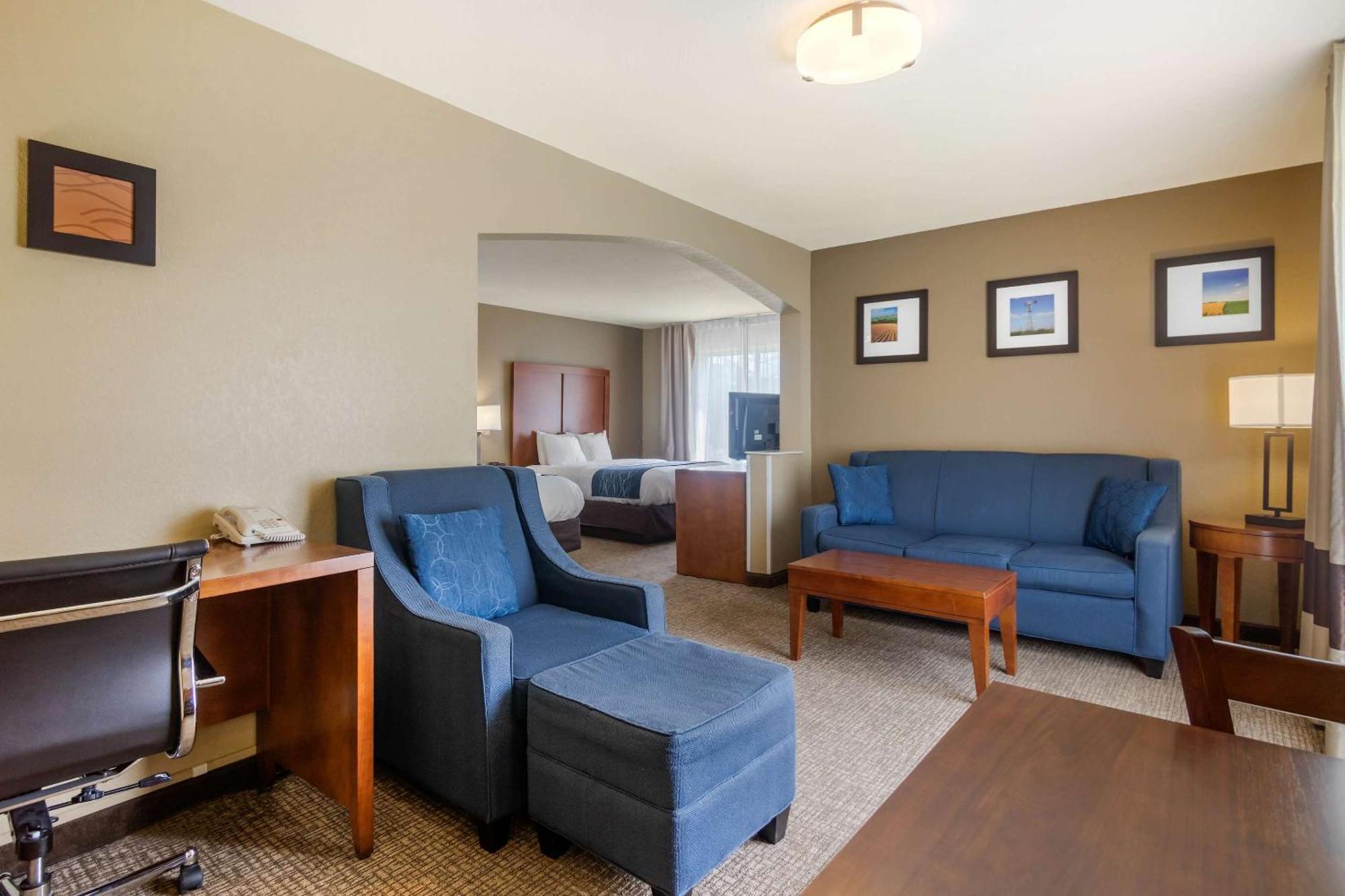 Comfort Inn & Suites Pittsburg Ngoại thất bức ảnh