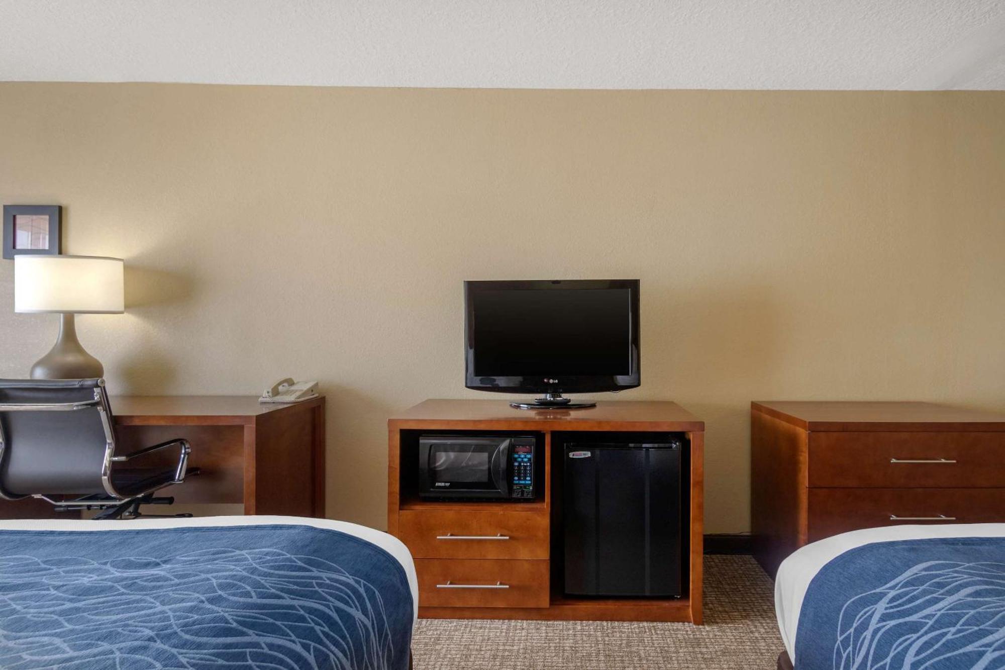 Comfort Inn & Suites Pittsburg Ngoại thất bức ảnh