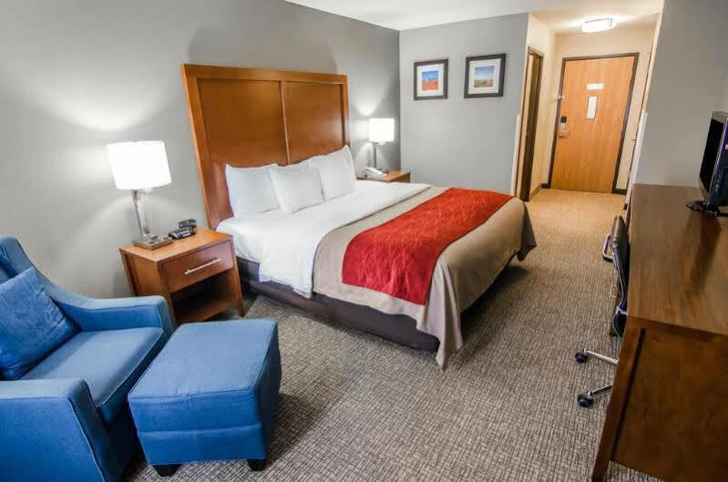 Comfort Inn & Suites Pittsburg Ngoại thất bức ảnh